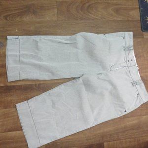 STYLE & CO.TINY STRIPE SEERSUCKER TYPE CAPRI/SZ 14